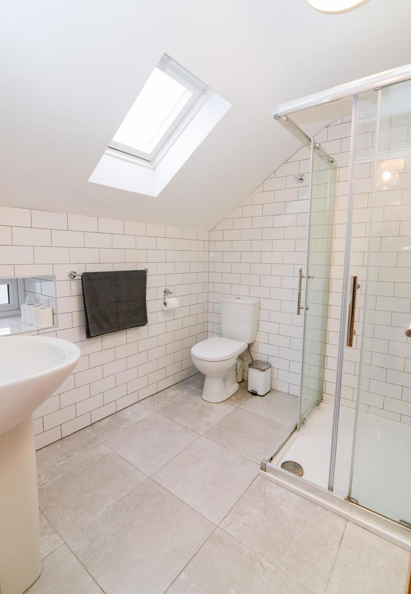 The Red Keep Fab Location - Two Bed - Two Bathrooms -Townhouse Galway Exterior foto